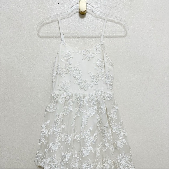 Alice + Olivia Rora Lace-Overlay Dress size 2 - Picture 4 of 14